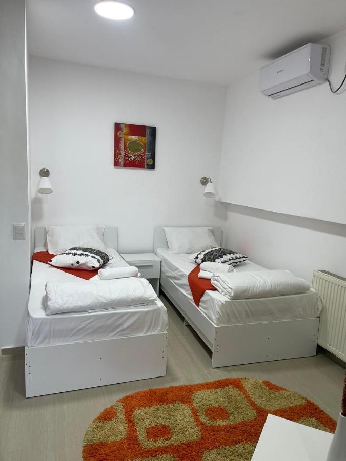 Hostel Tripoli Palace Bukarest Exterior foto
